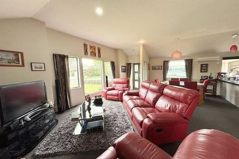 Photo of property in 14 Riegler Place, Belfast, Christchurch, 8051