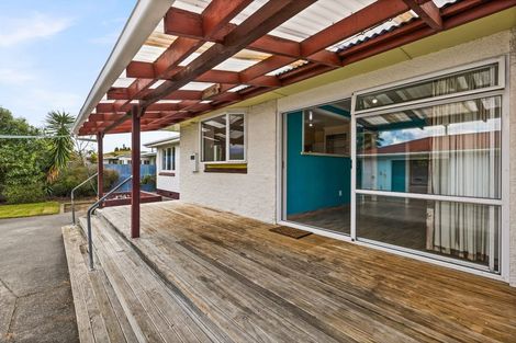 Photo of property in 43 Oldham Avenue, Onekawa, Napier, 4110