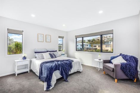 Photo of property in 41 Samwell Drive, Whitby, Porirua, 5024