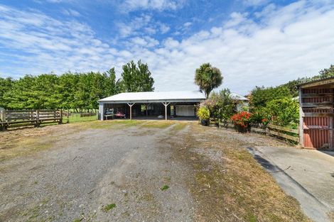 Photo of property in 991 Parewanui Road, Parewanui, Bulls, 4894