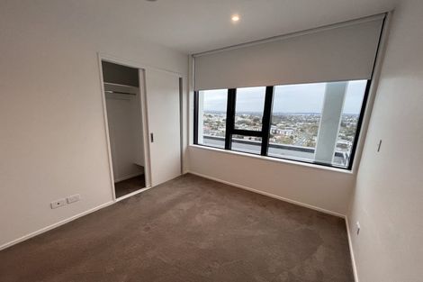 Photo of property in 1 Buscomb Avenue, Henderson, Auckland, 0610