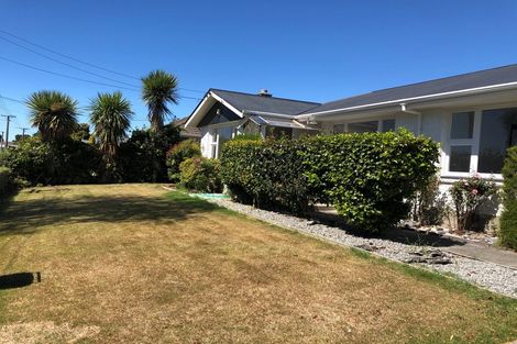 Photo of property in 53 Greendale Avenue, Avonhead, Christchurch, 8042