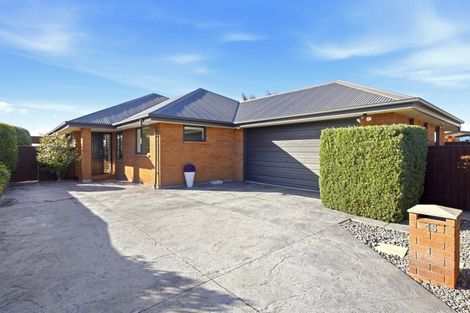 Photo of property in 45 Shortland Street, Wainoni, Christchurch, 8061