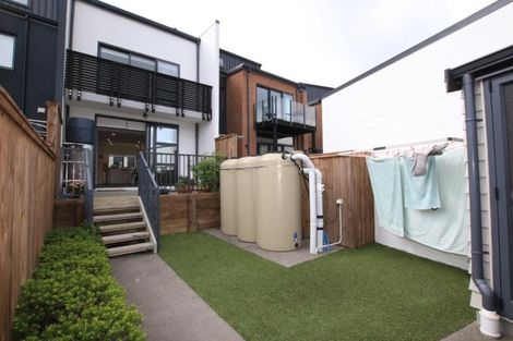 Photo of property in 184 Hobsonville Point Road, Hobsonville, Auckland, 0616