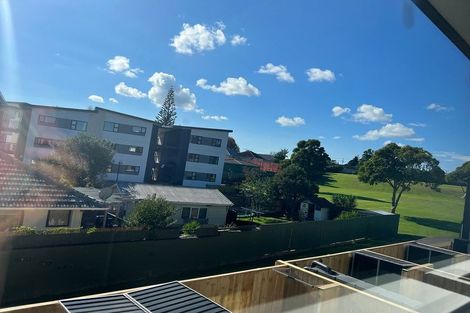 Photo of property in 5/81 Kervil Avenue, Te Atatu Peninsula, Auckland, 0610