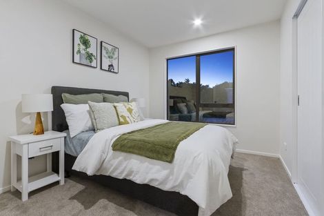 Photo of property in 50c Sherwood Avenue, Te Atatu South, Auckland, 0610