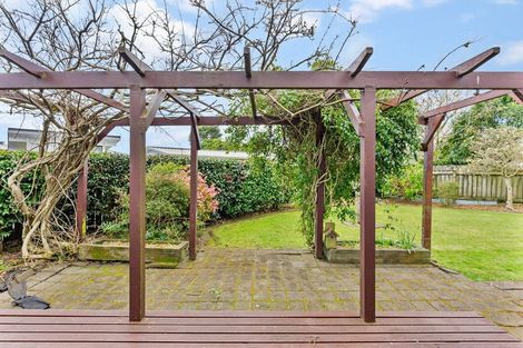 Photo of property in 7 Kaitake Place, Oakura, 4314