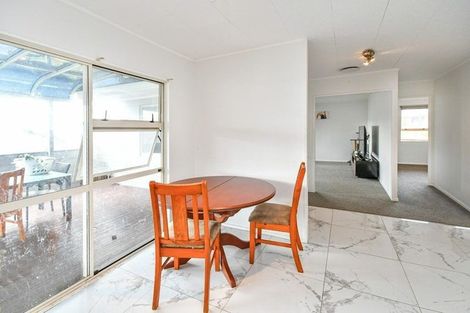 Photo of property in 15 Lowburn Place, Clover Park, Auckland, 2019