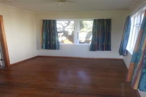 Photo of property in 5- 7 Hazard Grove, Cannons Creek, Porirua, 5024