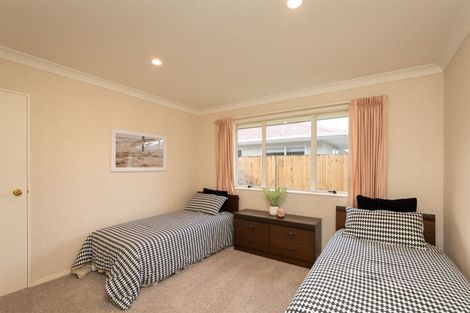 Photo of property in 71 Amberley Avenue, Highbury, Palmerston North, 4412