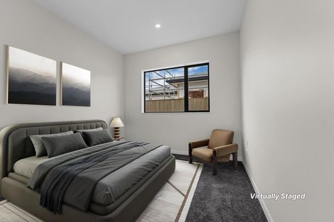 Photo of property in 31 Korowhiti Road, Clarks Beach, 2122