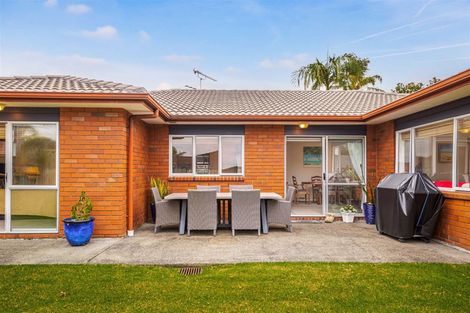 Photo of property in 3 Springtide Place, Red Beach, 0932