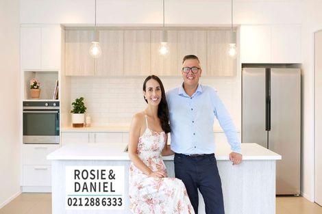 Photo of property in 8 Brennan Avenue, Te Atatu Peninsula, Auckland, 0610