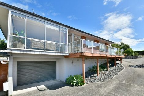 Photo of property in 1017 Whangaparaoa Road, Tindalls Beach, Whangaparaoa, 0930