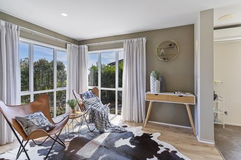 Photo of property in 51 Kittiwake Drive, Schnapper Rock, Auckland, 0632