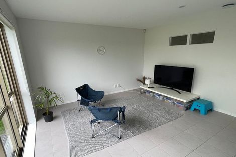 Photo of property in 17 Meteor Place, Schnapper Rock, Auckland, 0632