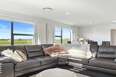 Photo of property in 21 Goldie Drive, Rangiora, 7400