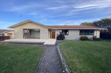 Photo of property in 20 Poplar Grove, Whalers Gate, New Plymouth, 4310