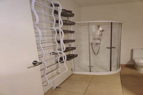 Photo of property in 5 Hazel Glen, Bayview, Auckland, 0629