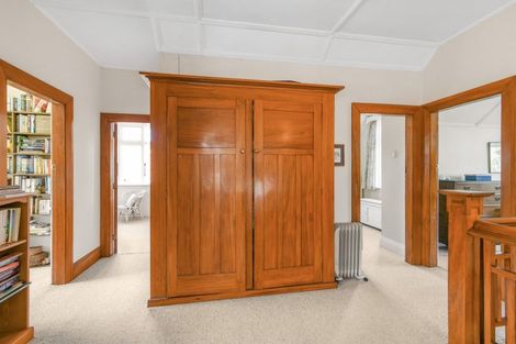 Photo of property in 24 Sandringham Street, Saint Clair, Dunedin, 9012