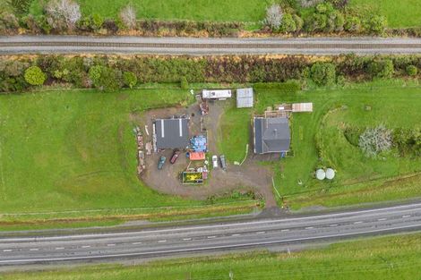 Photo of property in 2634 Mountain Road, Tariki, Stratford, 4394