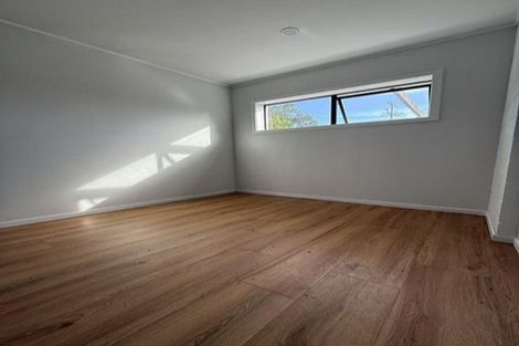 Photo of property in 1435 Whangaparaoa Road, Army Bay, Whangaparaoa, 0930