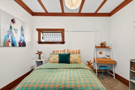 Photo of property in 12 Guys Hill Road, Hospital Hill, Napier, 4110