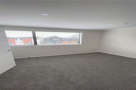 Photo of property in 37 Doug Jensen Street, Wallaceville, Upper Hutt, 5018
