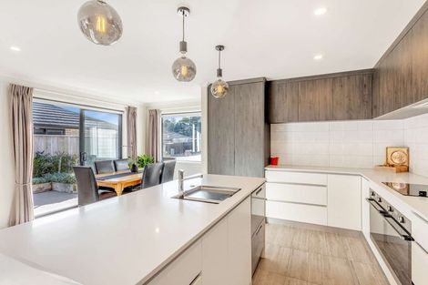 Photo of property in 12 Rehua Place, Waiwhakaiho, New Plymouth, 4312