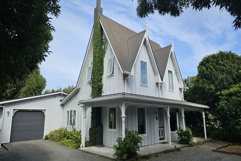 Photo of property in 112 Leinster Avenue, Raumati South, Paraparaumu, 5032