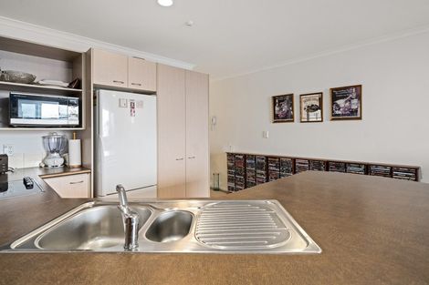 Photo of property in 2/281 Maunganui Road, Mount Maunganui, 3116
