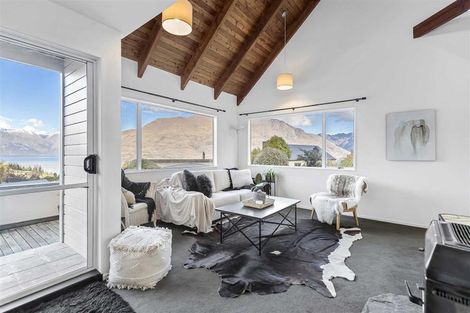 Photo of property in 17a Arawata Terrace, Fernhill, Queenstown, 9300