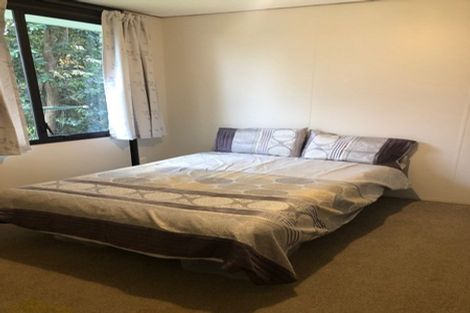 Photo of property in 1/5 Compass Place, Te Atatu Peninsula, Auckland, 0610