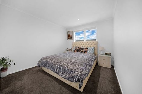 Photo of property in 2 Viv Green Place, Pokeno, 2402
