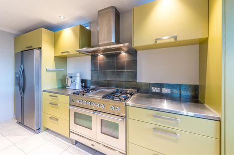Photo of property in 13 Valley Road, Browns Bay, Auckland, 0630