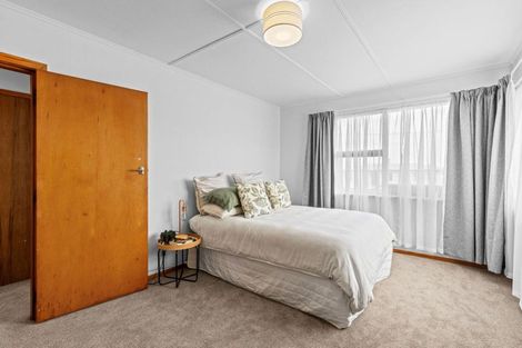 Photo of property in 6 Omori Place, Castlecliff, Whanganui, 4501