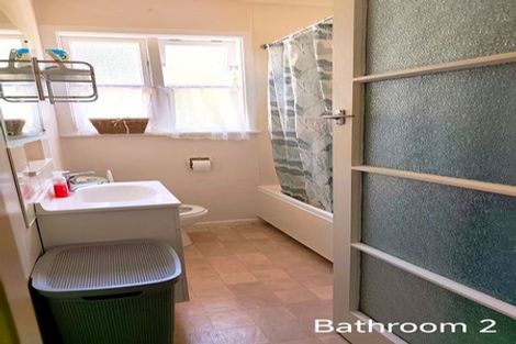 Photo of property in 353 Main Road, Tawa, Wellington, 5028