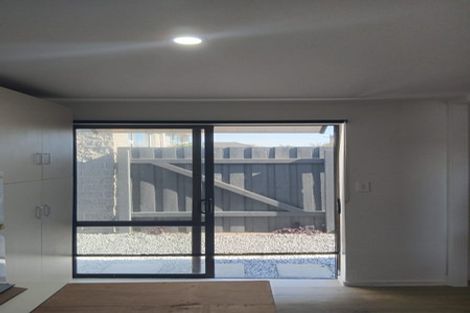 Photo of property in 12 Leverett Place, North New Brighton, Christchurch, 8083