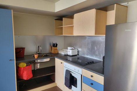 Photo of property in Cube Apartments, 5i/242 Taranaki Street, Mount Cook, Wellington, 6011