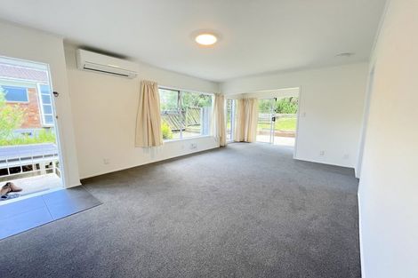 Photo of property in 31 Salamanca Road, Sunnynook, Auckland, 0620