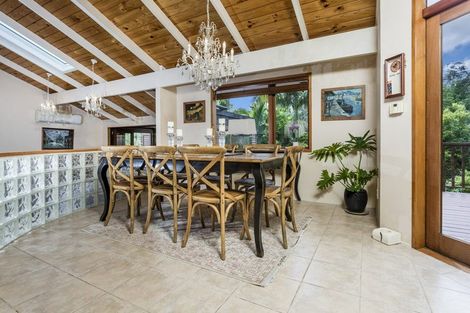 Photo of property in 22 Hebe Place, Birkenhead, Auckland, 0626