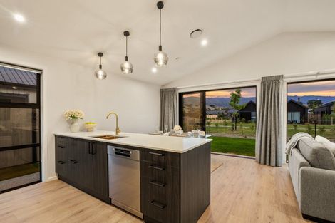Photo of property in 65 Vintage Street, Cromwell, 9310