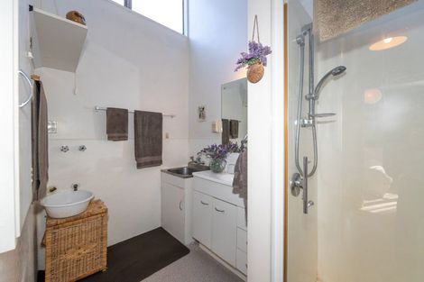 Photo of property in 4 Corwen Place, Mayfair, Hastings, 4122