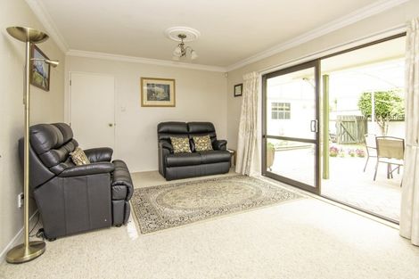 Photo of property in 68 Pencarrow Street, Highbury, Palmerston North, 4412
