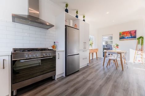 Photo of property in 9b Awatea Avenue, Paraparaumu, 5032