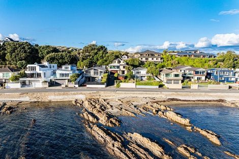 Photo of property in 24 Sunset Parade, Plimmerton, Porirua, 5026