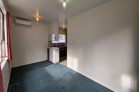 Photo of property in 4 Whitby Place, Westown, New Plymouth, 4310