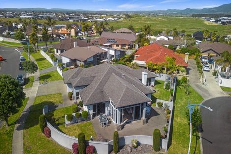 Photo of property in 1 Saratoga Court, Papamoa Beach, Papamoa, 3118