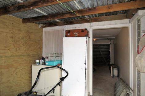 Photo of property in 25-27 Romilly Street, Westport, 7825