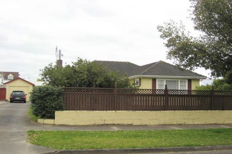 Photo of property in 19 Duke Street, Levin, 5510